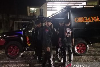 Kapolda Jatim pantau langsung olah TKP ledakan masjid di Jember