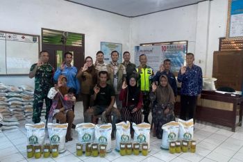 Bulog Lampung Tengah salurkan 361 ton beras dan 72 ribu liter minyak goreng