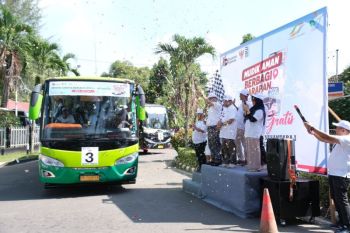 "Mudik Aman Berbagi Harapan", PTPN 1 Regional 1 lepas tiga bus mudik gratis