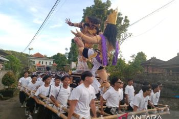 Umat Hindu Buleleng gelar pawai ogoh-ogoh