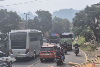 71.804 kendaraan melewati Nagreg hingga siang H-3 Lebaran