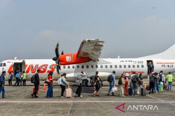 Arus mudik H-3 di Bandara Husein Sastranegara