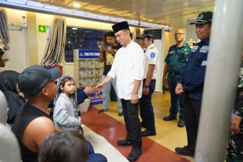 Wali Kota pastikan kelancaran arus mudik lebaran di Pelabuhan Pontianak