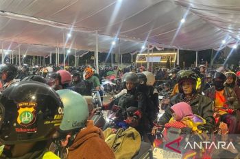 Puncak arus mudik, ribuan pemudik padati Pelabuhan Ciwandan