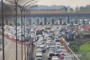 Arus kendaraan di Tol Kalikangkung mencapai 3 ribu per jam
