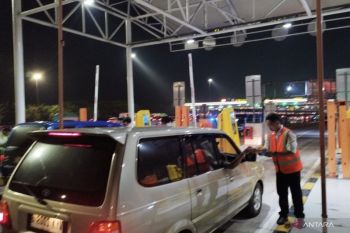 22 gardu GT Cikampek Utama dioperasikan saat puncak mudik