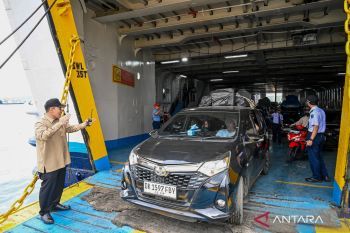 Anggota DPR soroti antrean penyeberangan Ketapang-Gilimanuk