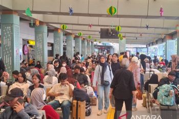 Setiket harapan dari Stasiun Pasar Senen menuju kampung halaman
