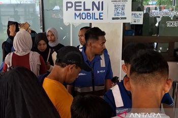 Pelni imbau pemudik hindari calo tiket