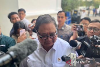 Istana bahas efisiensi, rencana WFA hingga pengurangan rapat