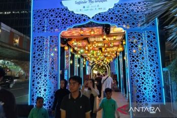 Semarak Lebaran, warga nikmati "Eid Mubarak Jakarta" di Bundaran HI