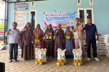 Bulog salurkan 451,6 ton beras bagi 22.584 penerima bantuan pangan di Kolaka