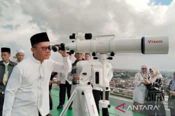 Kemenag Sumsel sebut hilal di Palembang tak terlihat