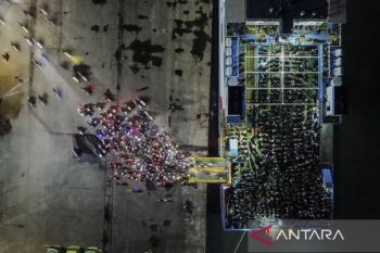 Puncak arus mudik sepeda motor di Pelabuhan Ciwandan