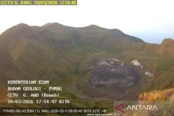 Masyarakat diharapkan tak masuki radius bahaya Gunung Awu