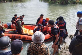 SAR gabungan evakuasi pemuda tenggelam di pemandian air panas
