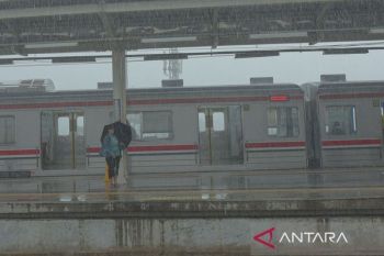 Sebagian wilayah Jakarta diguyur hujan pada Kamis sore hingga malam