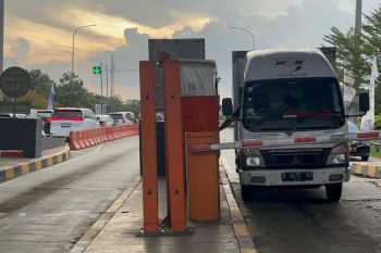 Tembus 18.500 Kendaraan, puncak arus mudik di Tol Kayuagung-Palembang terjadi lebih awal