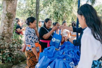 BRI Peduli salurkan 2.000 paket sembako di Bali sambut Nyepi