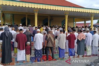 Warga Muslim di Hila Maluku Tengah Lebaran hari ini