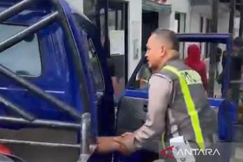 Polisi:  Sopir pingsan di jalur mudik Cianjur mendapat perawatan