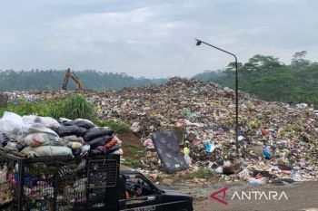 Volume sampah di Temanggung naik 2-3 ton