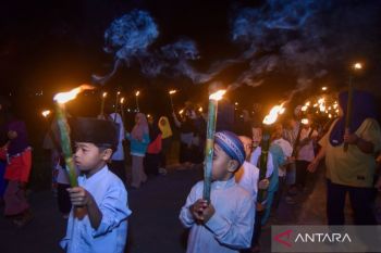 Lebaran jadi momentum untuk mendidik karakter dan mental anak