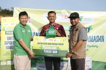 STIMUNO dan Dompet Dhuafa salurkan 1.000 paket berbuka puasa dan multivitamin di Aceh Tamiang