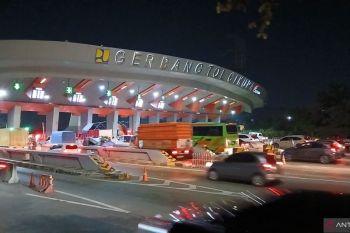 Arus mudik melintas di Tol Tangerang-Merak capai 1,32 juta kendaraan