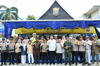 Wako Fadly Amran tinjau posko lebaran, pastikan kesiapan pengamanan dan pelayanan di Kota Padang