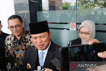 Gubernur Kaltim tuntaskan pengembalian mobil meski disorot lagi