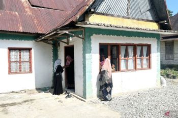 Warga Agam jalin silaturahim sederhana di tengah pemulihan bencana