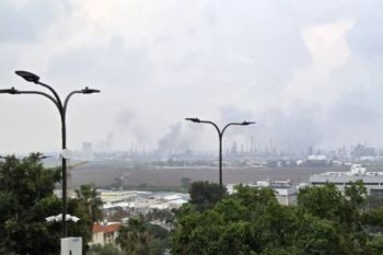 Iran serang Yerusalem, Haifa, dan pangkalan AS di Uni Emirat Arab