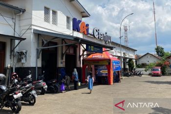 PT KAI mencatat puncak arus mudik Stasiun Cianjur mencapai 1.282 penumpang
