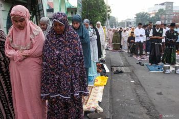 Shalat Idul Fitri 1447 H di Surabaya