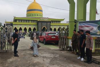 Polres nyatakan salat Idul Fitri di Gumas berjalan aman
