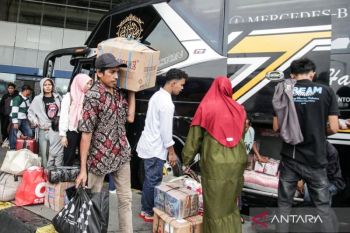 Kemenhub: 10 juta orang mudik gunakan angkutan umum hingga H-1 Lebaran 2026