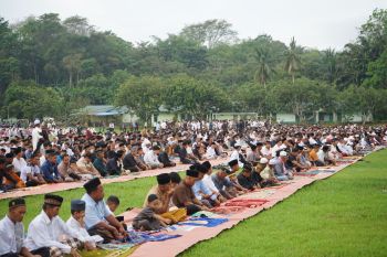 Ribuan warga Bengkayang shalat Id di Lapangan Kompi Bengkayang
