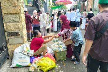 Lebaran berkah, Pedagang bunga rampai di Mataram panen rezeki