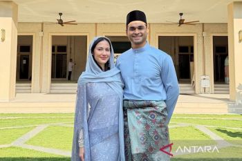 Pevita Pearce rayakan Lebaran bareng suaminya di Malaysia