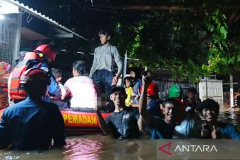 Banjir rendam 10 RW di Ciracas Jakarta Timur disebabkan air kiriman dari Depok