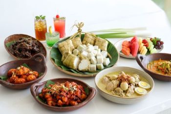 Ketupat Lebaran dalam balutan budaya "rijsttafel"