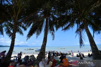 Objek wisata di Tapanuli Tengah ramai pengunjung seiring upaya pemulihan dampak bencana