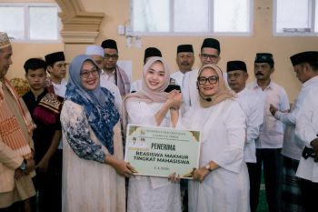 Bupati Lampung Timur beri beasiswa perguruan tinggi untuk juara KDI 2026