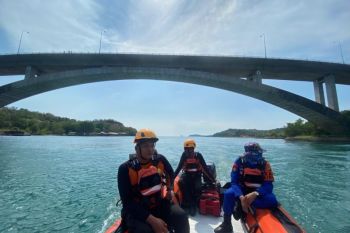 SAR gabungan cari pria lompat ke laut dari jembatan Barelang Batam