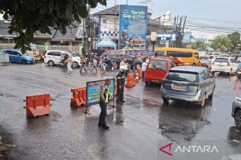Jalur Puncak-Cianjur Ditutup! Antrean Kendaraan Tembus 18 KM