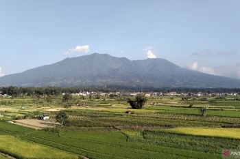 PGA laporkan Gunung Marapi di Sumbar alami erupsi sekitar 26 detik