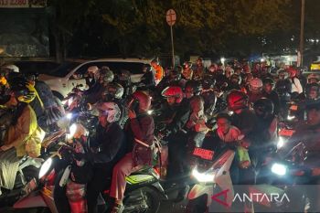 Jumlah kendaraan yang melintasi Pantura Cirebon terus meningkat