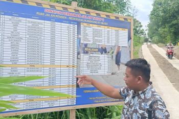 Bupati Blora apresiasi warga Nglebak bangun jalan desa secara mandiri