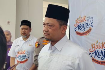 Dishub Lampung turunkan tim untuk atasi kemacetan pada jalur wisata